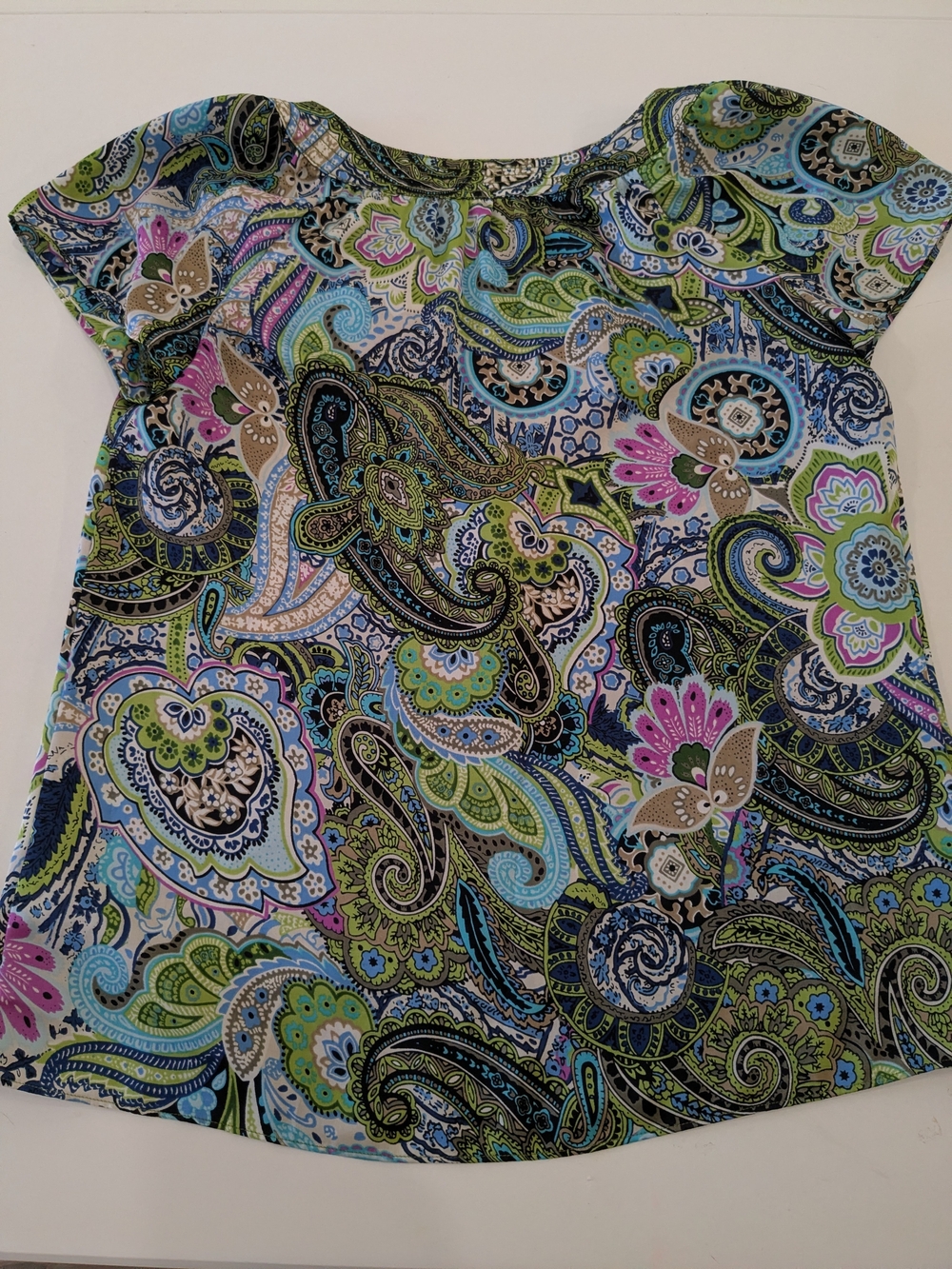 Talbots Size 4 Colorful Paisley Floral Short Sleeve Top